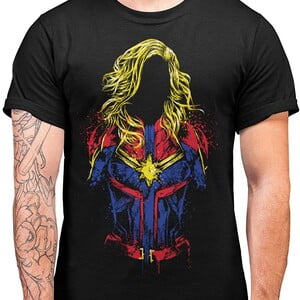 Camiseta Capitana Marvel Higher Further Faster (La Colmena)
