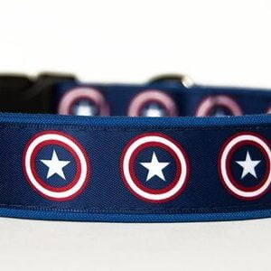 Disfraz para perro. Collar para perro logo Capitan America