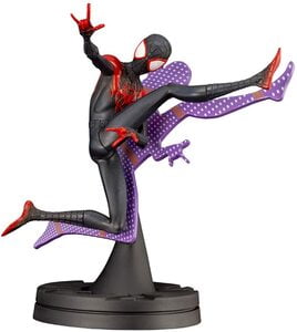 Figura japonesa Kotobukiya Spider-Man. Into The Spider-Verse
